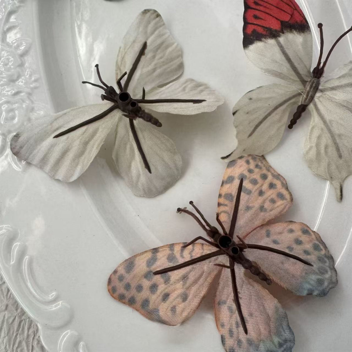 Realistic Butterfly Decor Set (10pc Random Mix) – Ins-Style Photo Props for Journaling & Home Decor